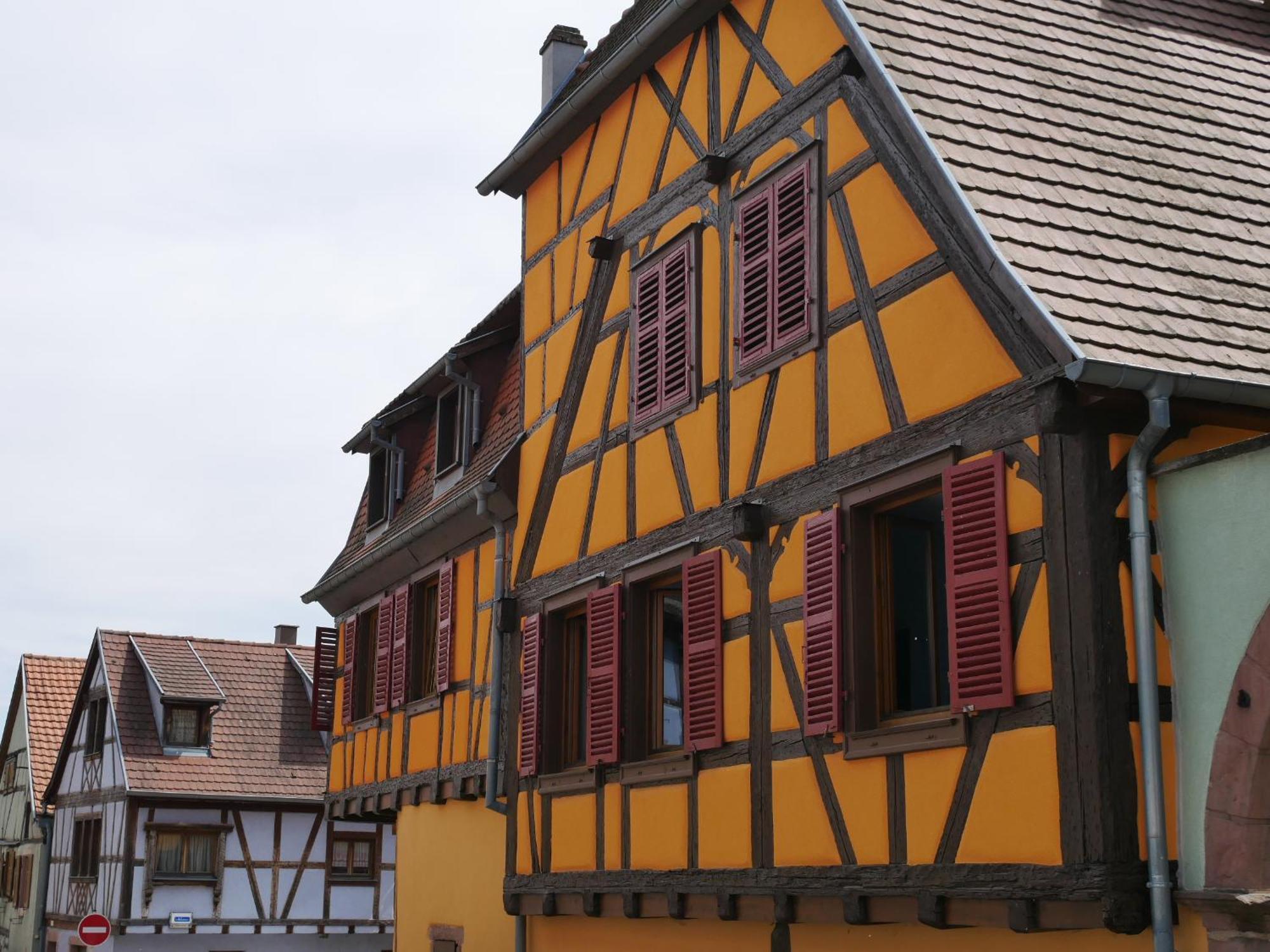 Les Suites - La Cour St Fulrad แซ็ง-อิปโปลีท ภายนอก รูปภาพ